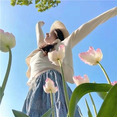 魂穿废材后夫人被全家宠上天